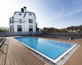 Villa Elisa by Basquelidays - Fuenterrabía - Piscina