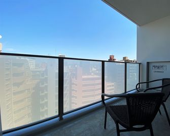 Randor Residential Hotel Fukuoka Annex - Fukuoka - Balcon