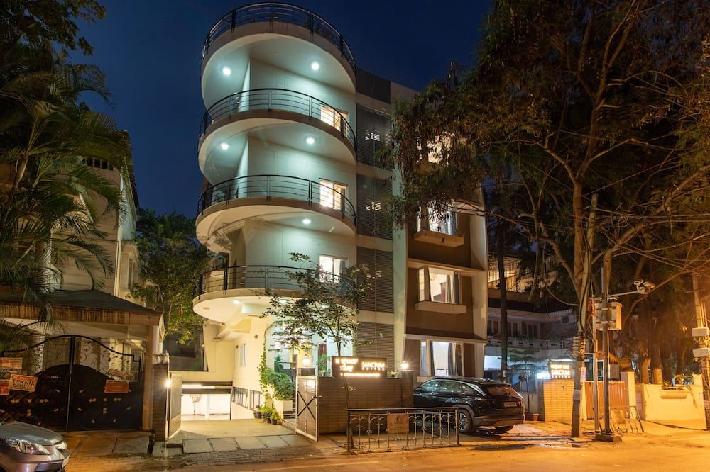 Sanctum Suites Indiranagar Bangalore thumbnail 2