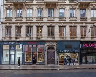 GuestReady - Hotel de Ville - Hypercentre - ליון - בניין