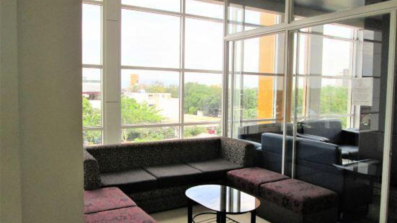 ماريان سويتس