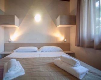 The Garda Village - Sirmione - Yatak Odası