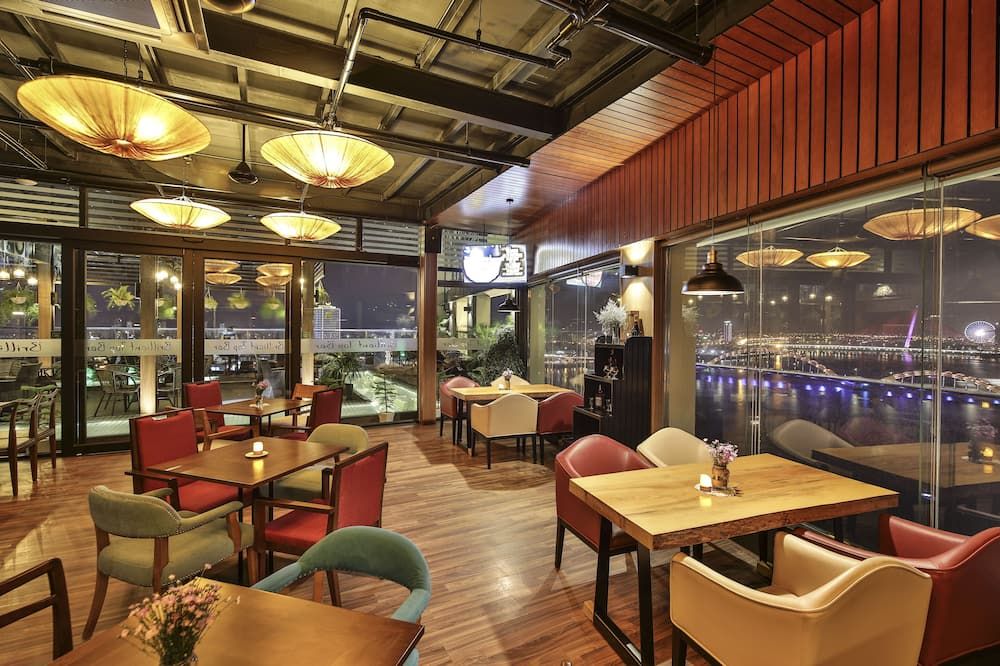 Brilliant Hotel - Afternoon Tea Inclusive - דה נאנג - מסעדה