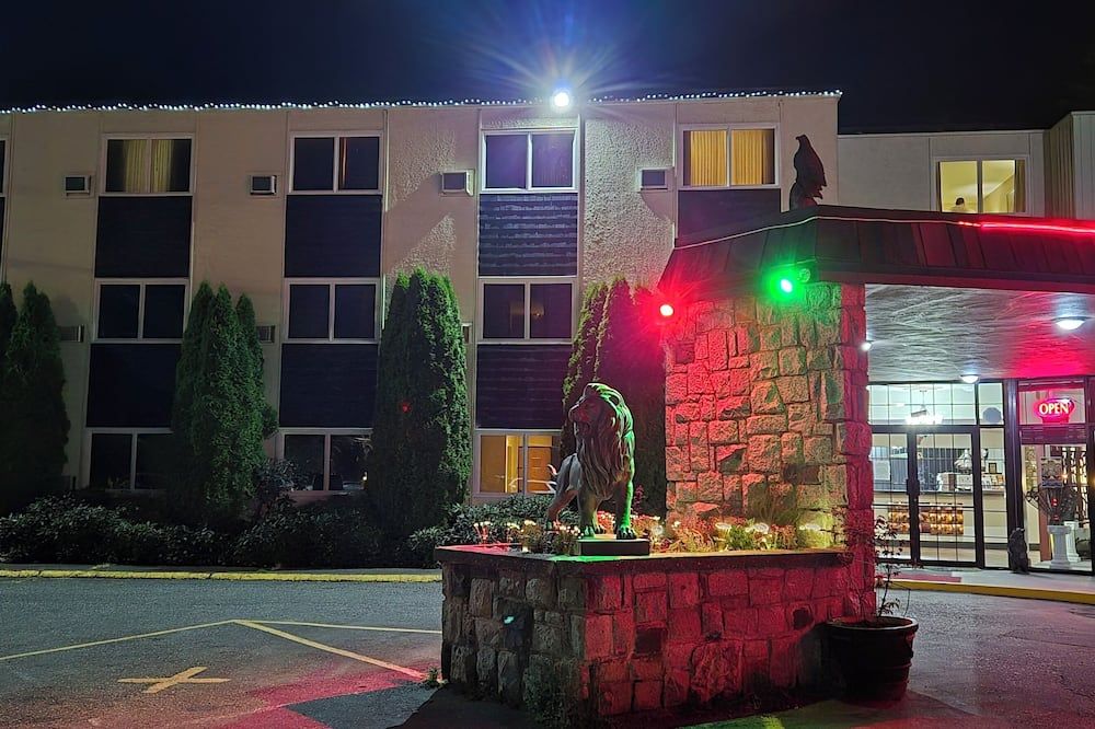 Ocean Marina Hotel - Port Alberni - Gebäude