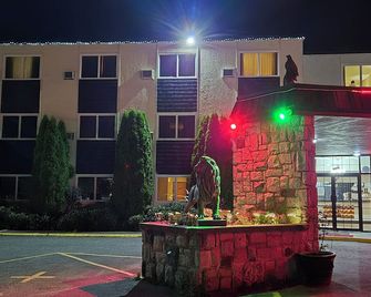 Marina Hotel - Port Alberni - Gebäude