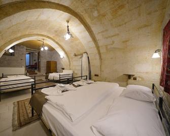 View Cave Hotel - Göreme - Bedroom