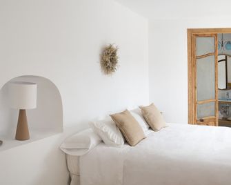 El Bálsamo - Hotel Rural 5 Estrellas - Belmonte - Спальня