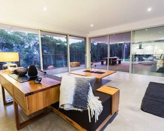 Js' Retreat at Flutes Estate, Margaret River - Wilyabrup - Lobby