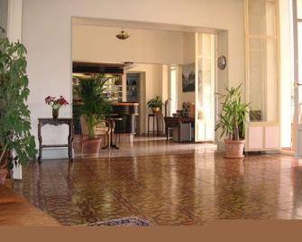Hôtel Le Victoria - Draguignan - Salónek