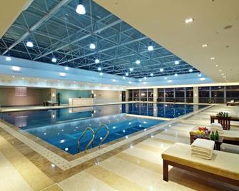 Gaosu New Century Hotel International Anhui - Hefei - Pool