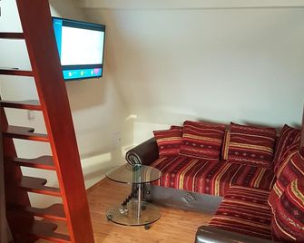 Über den Dächern von Ahlbeck - Seeheilbad Ahlbeck - Wohnzimmer
