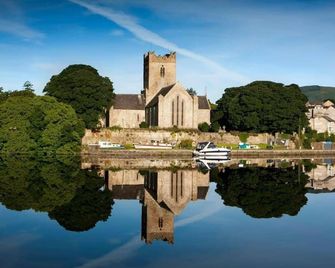The Lakeside Hotel & Leisure Centre - Killaloe