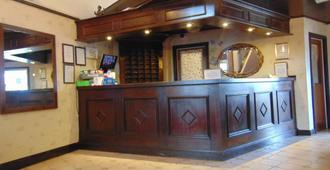 The Harrowgate Hill Lodge - Darlington - Front desk