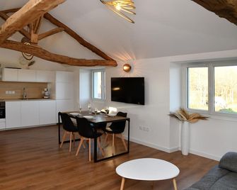 Domaine des Étoiles - Gîtes - Mottier