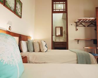 Madero Bed & Breakfast - Havana - Bedroom