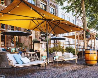 Grand Boutique Hotel Huis Vermeer - Deventer - Patio