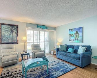 Cottage By The Sea 146 - Edgewater - Huiskamer