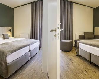 Hotel Das Essigmanngut - Anif - Camera da letto