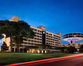 Houston Airport Marriott at George Bush Intercontinental - Houston - Building
