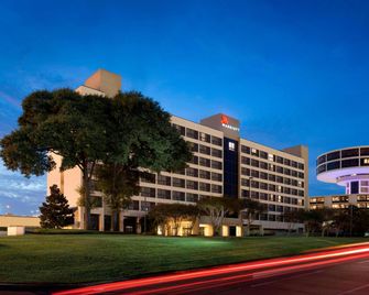 Houston Airport Marriott at George Bush Intercontinental - Houston - Building