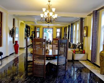 Tulia Hotel & Spa - Arusha - Lobby
