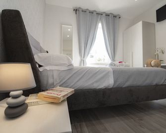 La Dolce Vita Rooms - Procida