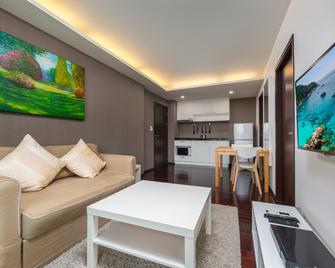 The Title Condo by Tropiclook - Rawai - Living room