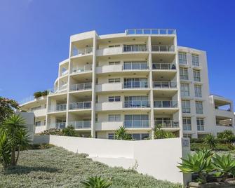 Ocean Views Sundrift Unit 26 - The Entrance - Budova