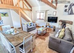 Beeches Farmhouse Country Cottages & Rooms - Bradford-on-Avon - Huiskamer