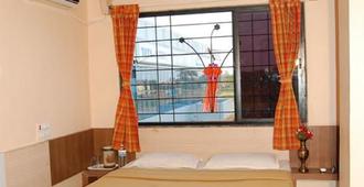 Hotel Utsav - Shirdi - Sypialnia