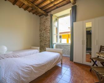 Ostello Palazzo Nizza - Massa - Chambre