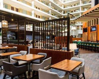Washington DC | Couples DC Getaway | Gym + Downtown Stay - Washington D. C. - Restaurante