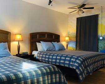 Downtown Whitehorse Deluxe Rental - Whitehorse - Bedroom