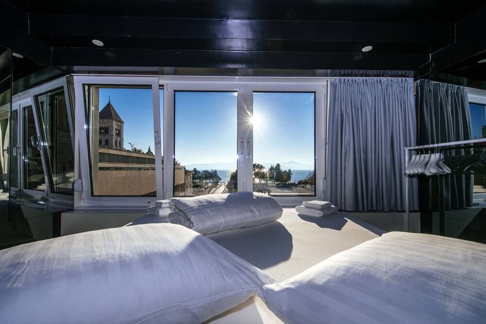 بوتيك هوستل فوارم