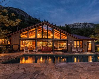 Wiesbaden Hot Springs Hotel & Spa - Ouray