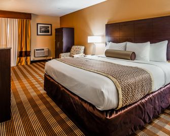 Cape Cod Hotel by IHG - Hyannis - Schlafzimmer