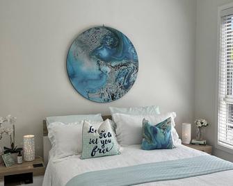 Woonona Family Beach Villa 2 bedroom Brand new - Wollongong - Yatak Odası
