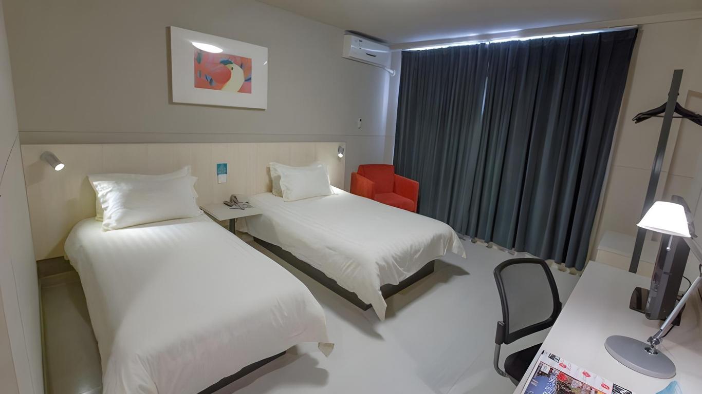 Jinjiang Inn Shanghai Changzhong Road Branch