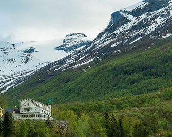 Hotell Utsikten Geiranger - by Classic Norway Hotels - Geiranger - Vista del exterior