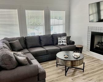 Four Seasons Escape Smithville, Tn Center Hill Lake - Smithville - Sala de estar