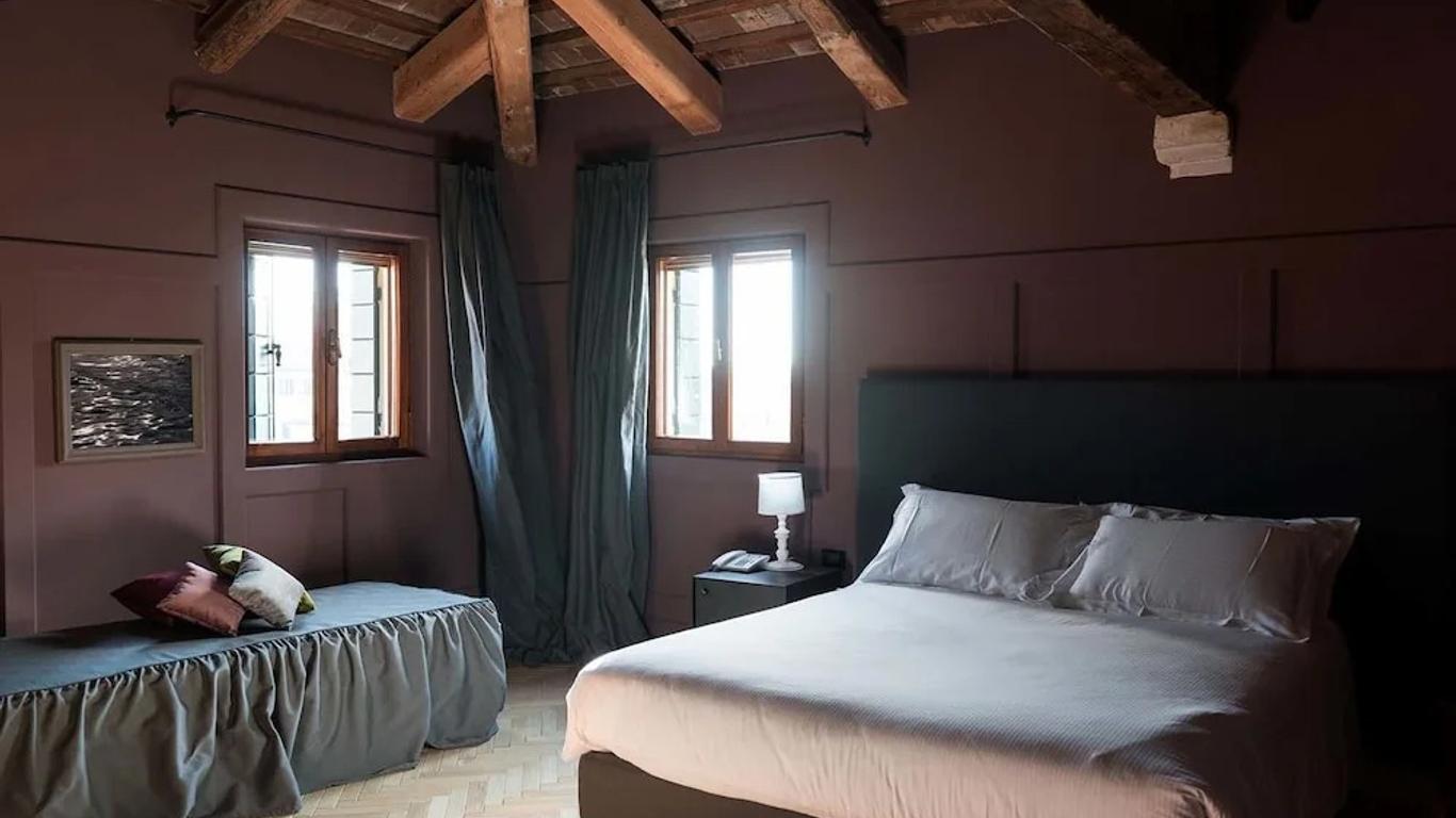Hotel 5 Colonne