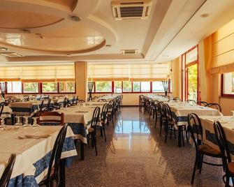 Hotel Perrozzi - Vasto - Restaurant