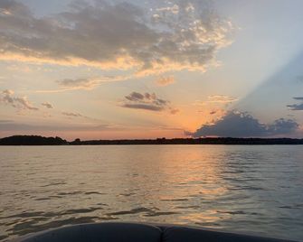 Belview Bay Condo, Best Sunsets Ever - Huddleston - Beach