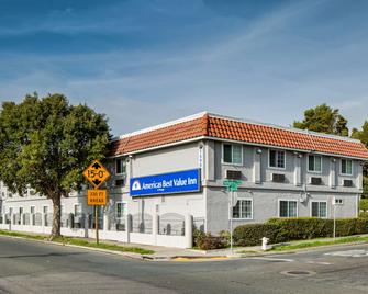 Americas Best Value Inn Richmond San Francisco - Richmond - Building