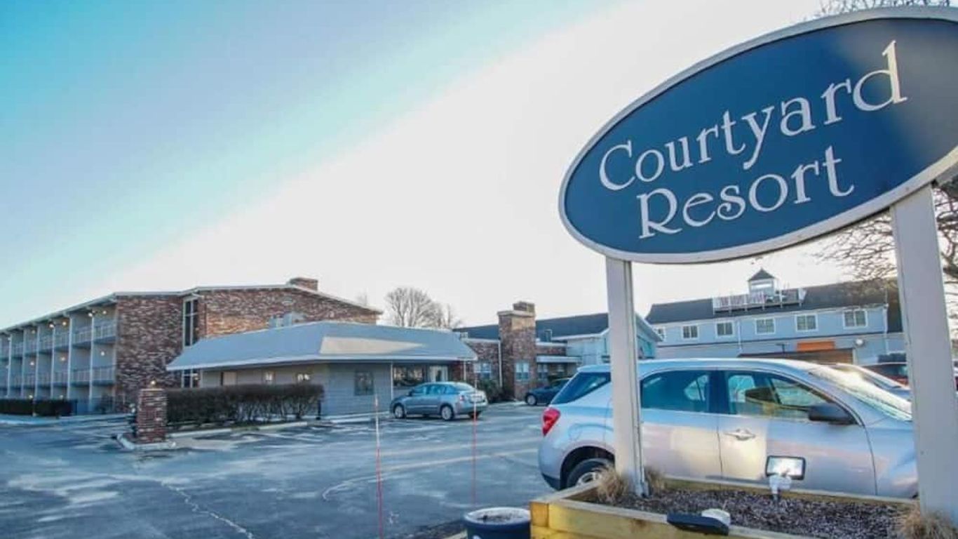 Courtyard by EVRentals