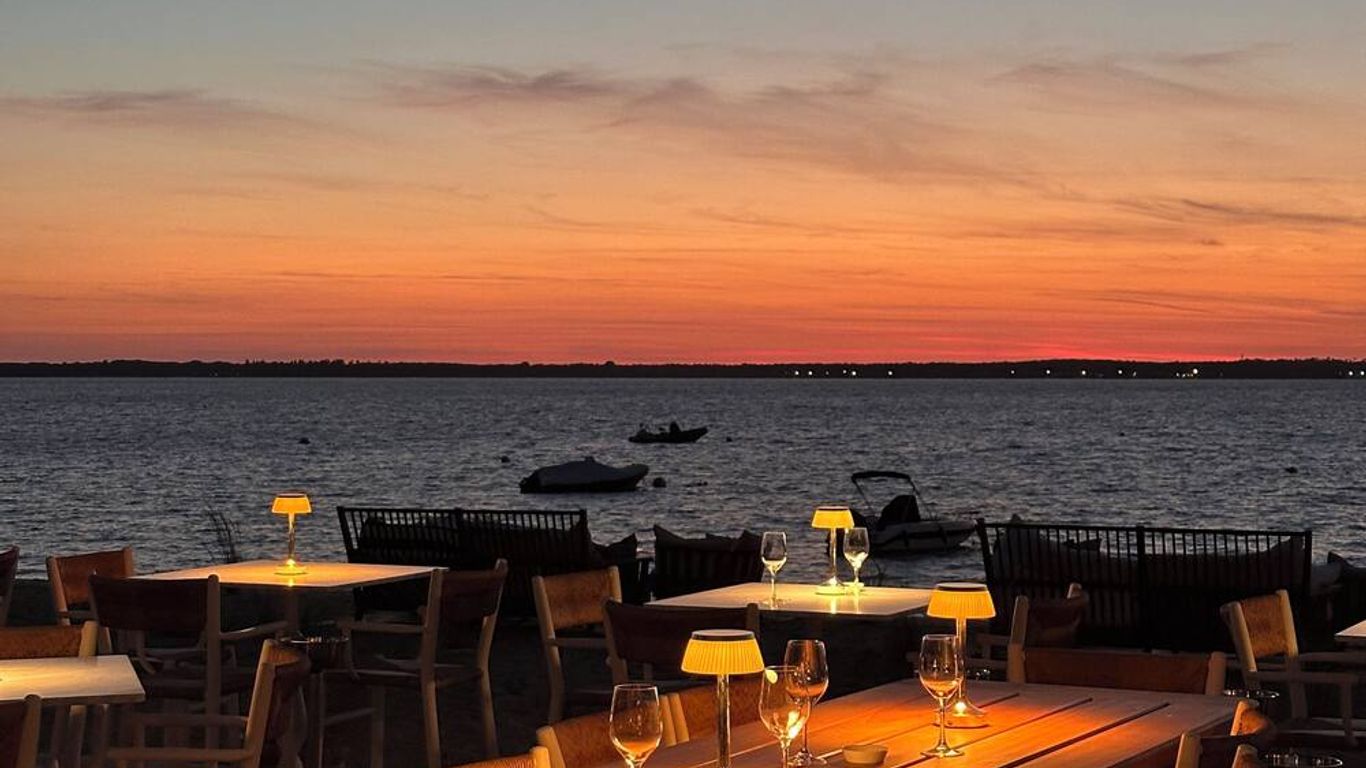 هوتل دي لا بليدج - ريوفيرتار أبريس رينوفيشنز