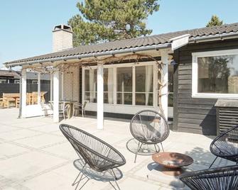 6 person holiday home in Tisvildeleje - Tisvildeleje - Patio