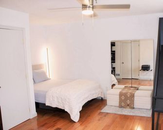 Country House - Waterbury - Camera da letto