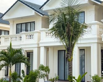 Nava Hotel & Resort - Dong Hoi - Building