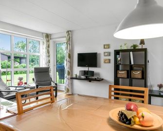 One-Bedroom Holiday Home In Ribe - Mando By - Sufragerie